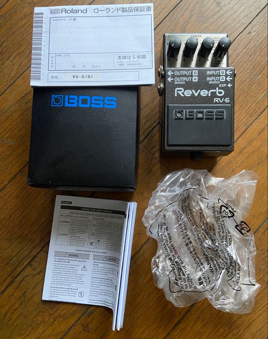 ギター BOSS RV6
