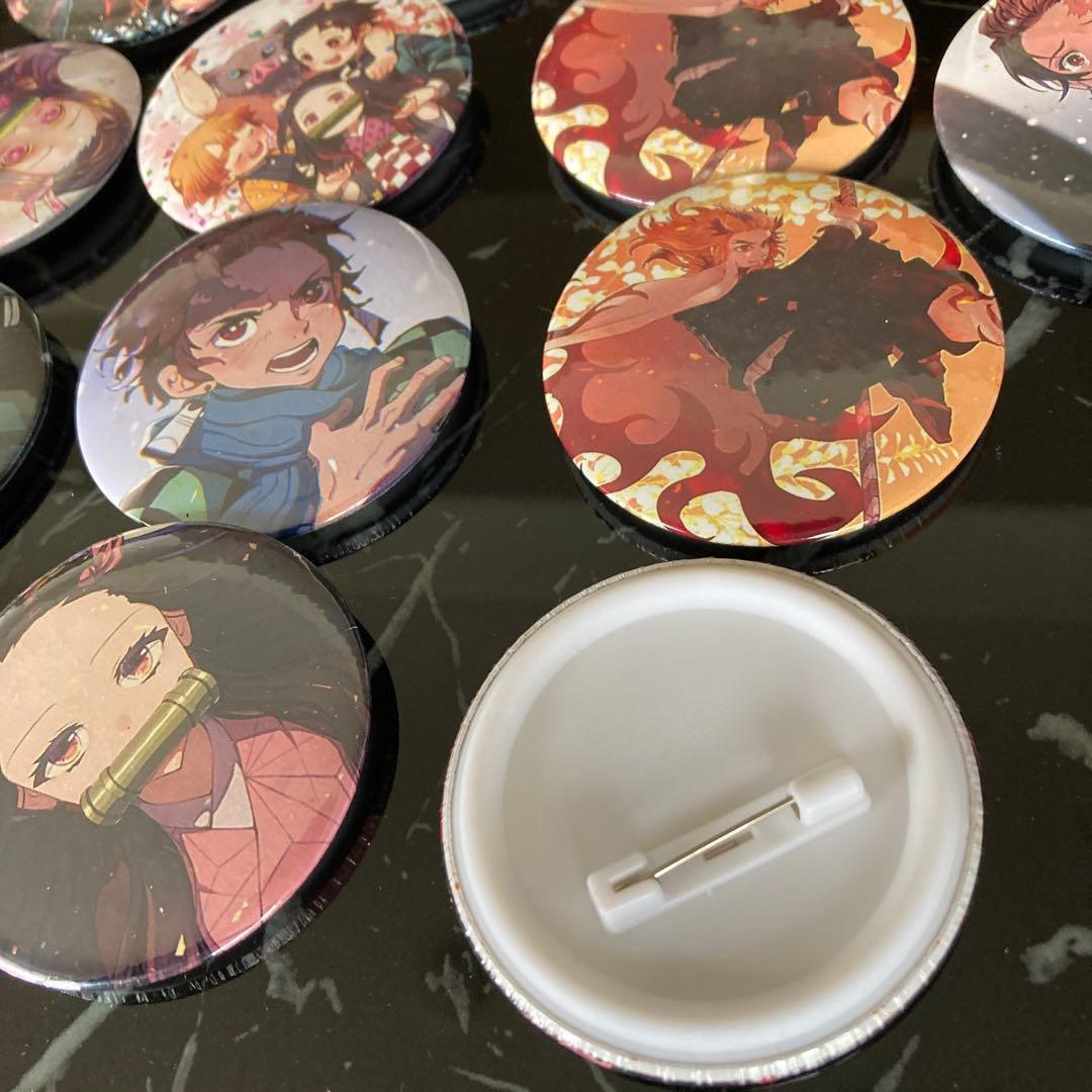 鬼滅の刃 きめつ セット　ポーチ マスク お守り キーホルダー シール 他