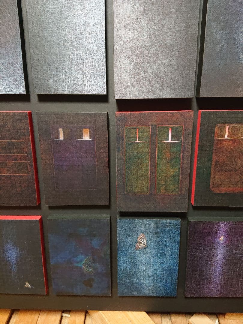 日本画家堤進の平面ポップアート 作品 。ミクストメディア。蝶と棺