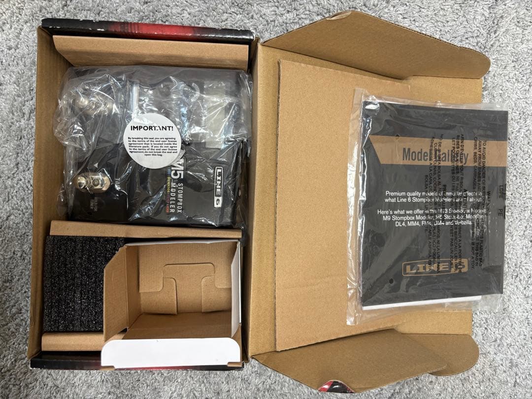 LINE6 M5 Stompbox Modeler 外箱付（アダプター欠品）