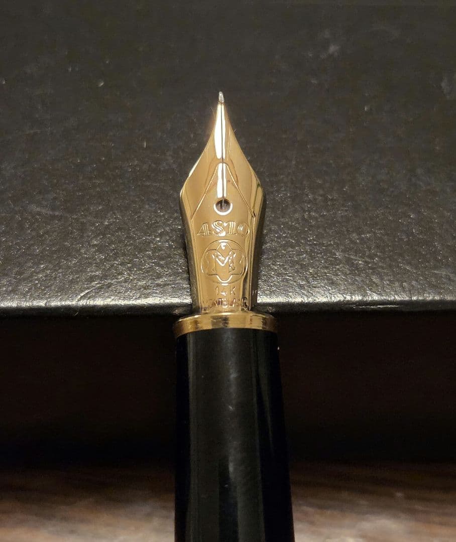 f*5様 【MONT BLANC】 万年筆 ペン先14K