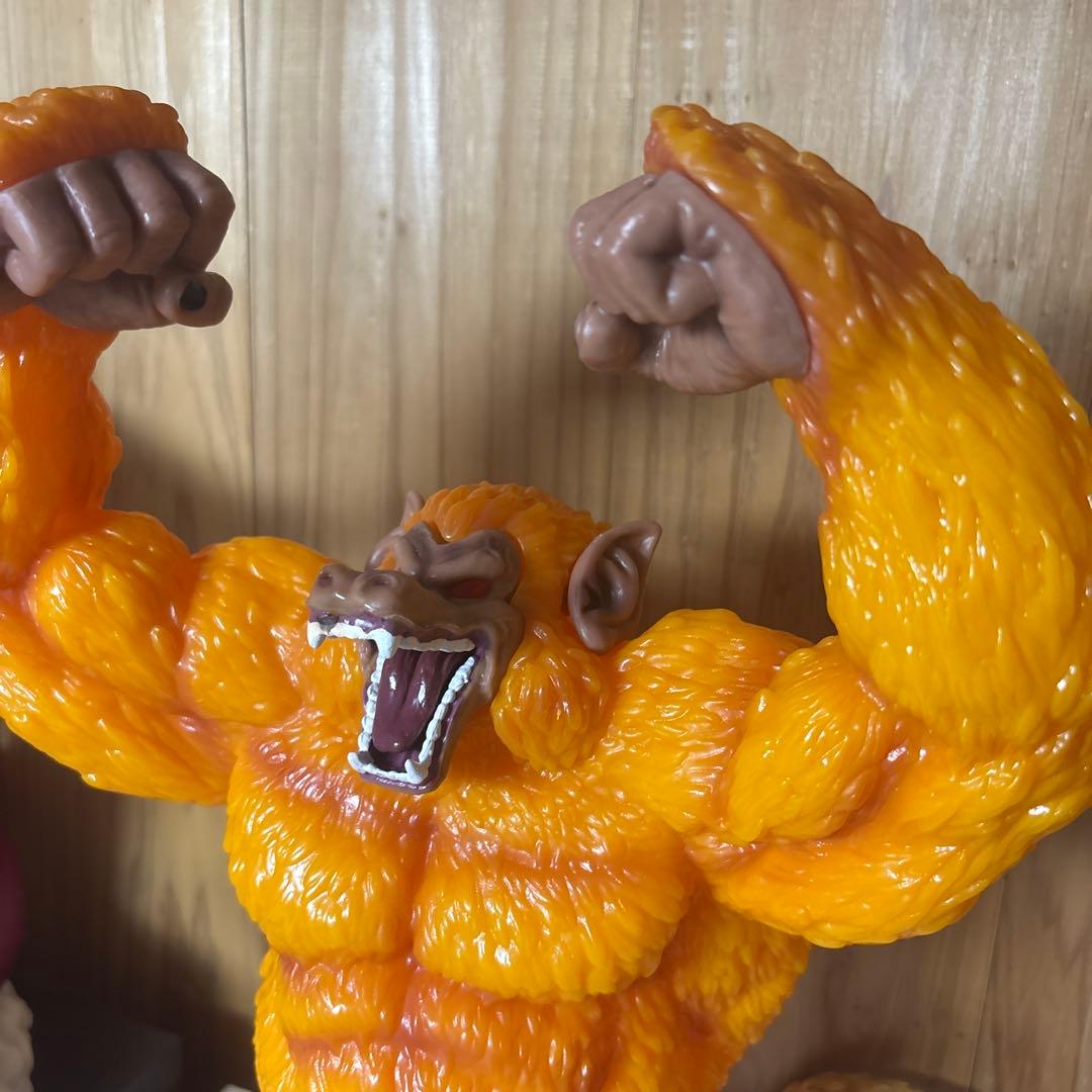 ドラゴンボール 黄金大猿孫悟空 フィギュア 海外限定品　約40cm