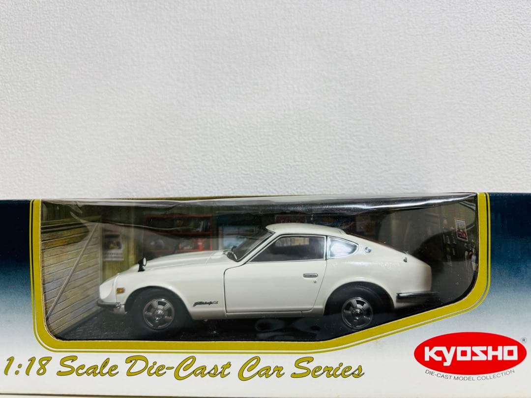 京商/'70 Nissan日産 Fairladyフェアレディ Z-L 1/18