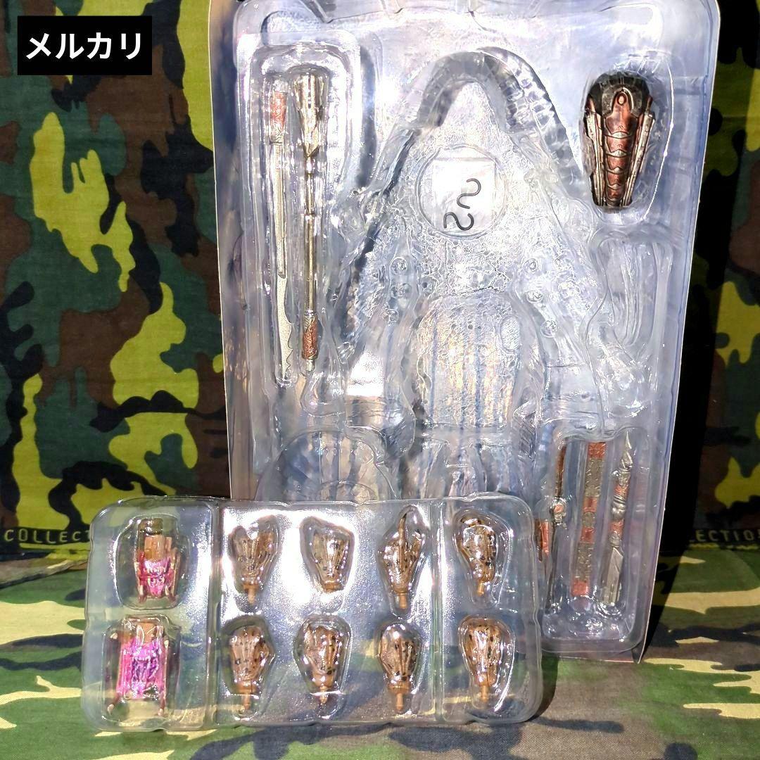 NECA／ザ•プレイ【✨アルティメット／フィアラル•プレデター】♦中古開封品