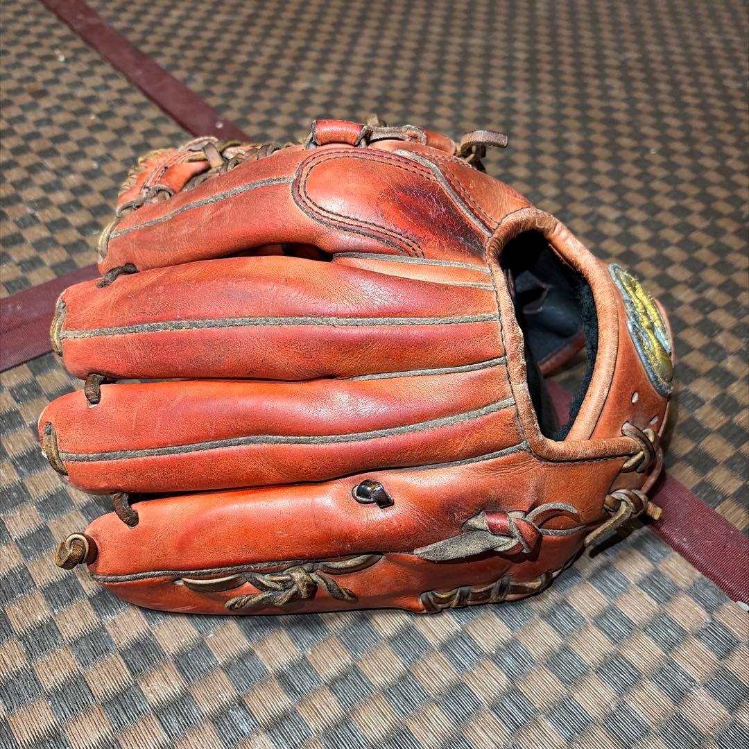 グ*り様 ZEEMSオーダー硬式内野手用グローブ