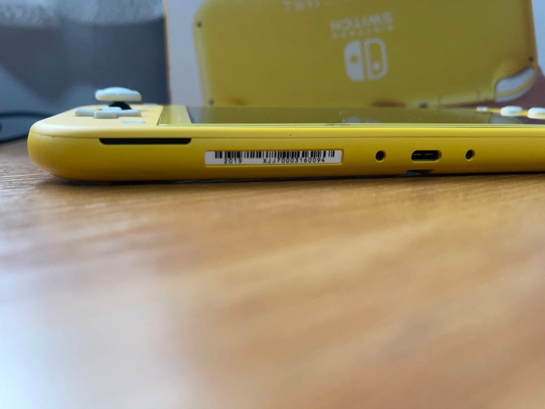 Nintendo Switch Lite イエロー 本体