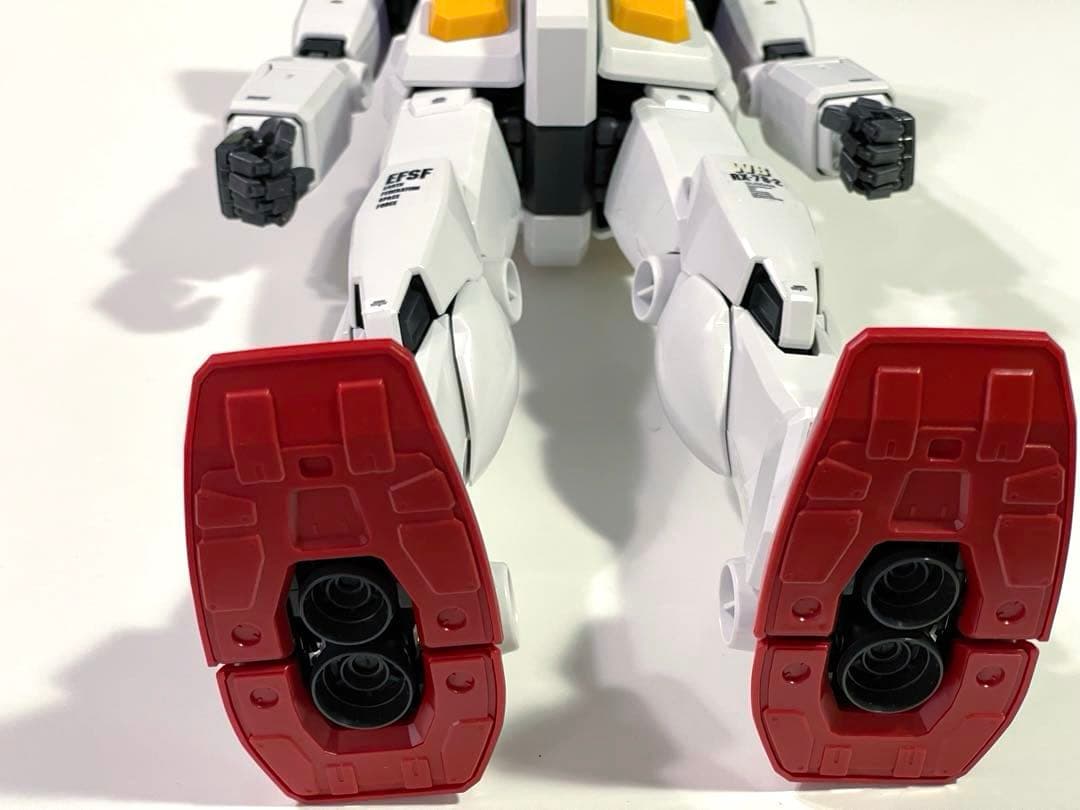 組立済み【PG】RX-78-2ガンダム2号機パーフェクトグレード1/60スケール