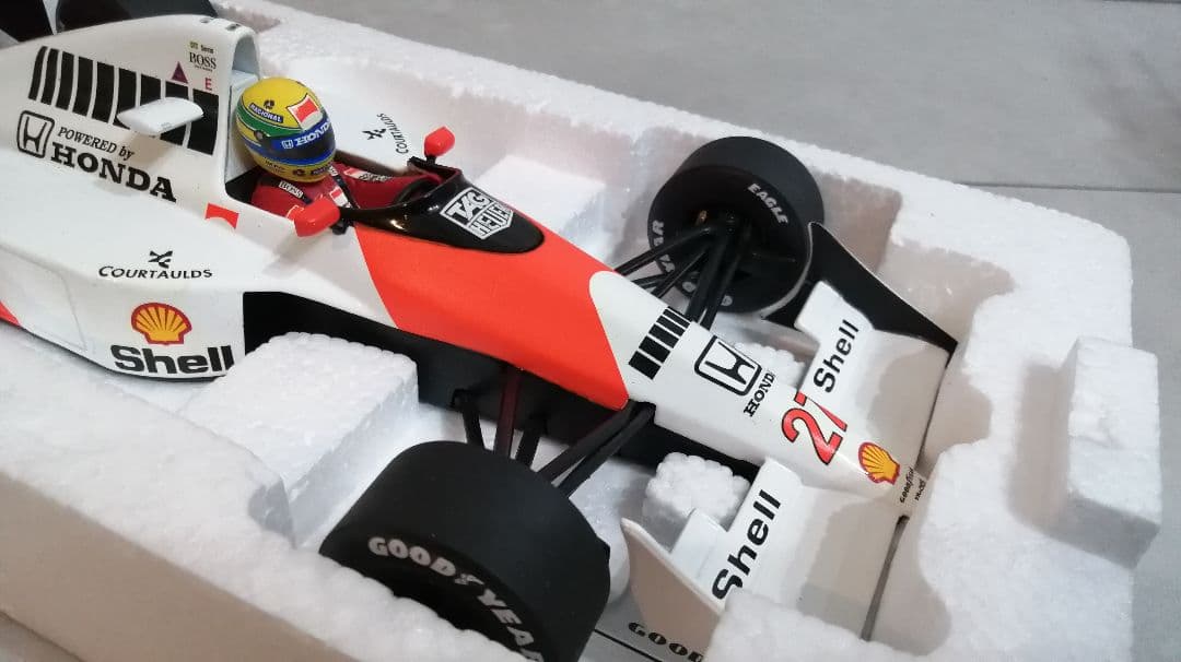MINICHAMPS アイルトンセナ マクラーレン ホンダMP4/5B 1990