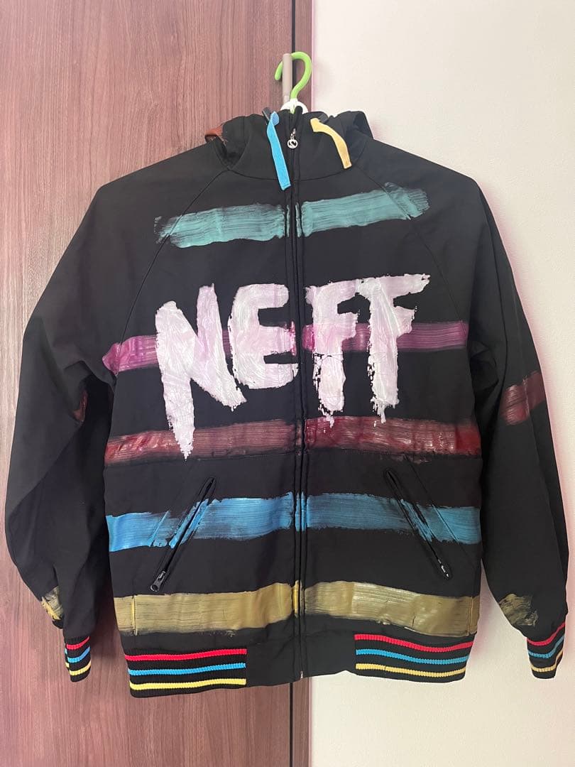 スノーウェア上下セット（上:NEFF 下:blueblood）