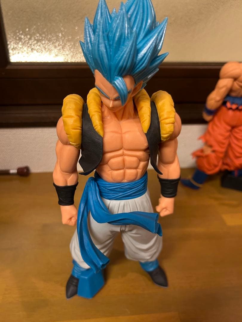 Grandista 孫悟空、ゴテンクス、孫悟飯、ゴジータブルーフィギュア