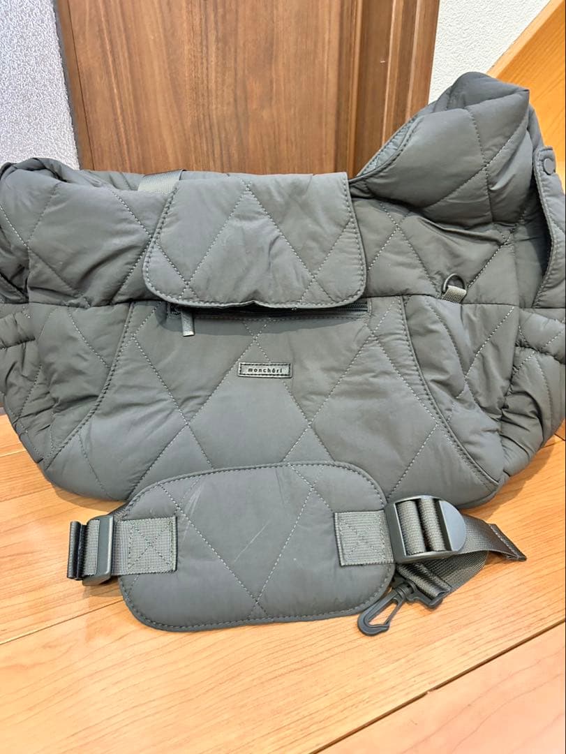 美品！モンシェリ キルティングメッシュ付きフロントリュック Msize