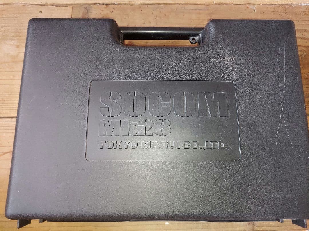東京マルイ　ガスガン　SOCOM Mk23 ソーコム　予備マガジン付属