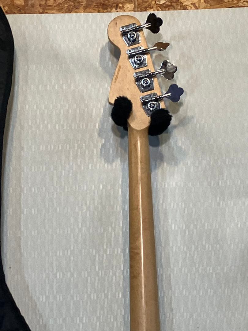 初心者用ARIAジャズベタイプにストラップ・ピック・ソフトケース付きます。