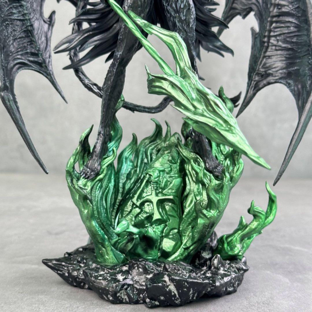 BLEACH ブリーチ　ウルキオラ　高さ30cm 海外フィギュア