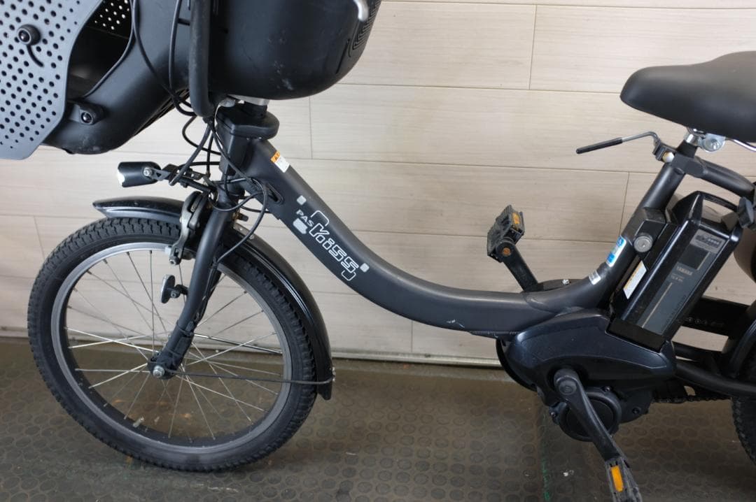 電動自転車ヤマハPAS　KISS　20インチ3段15.4Ah（4点灯）充電器あり