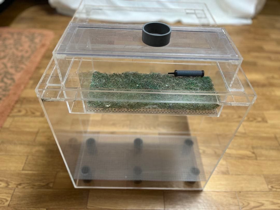 アクリル 濾過槽