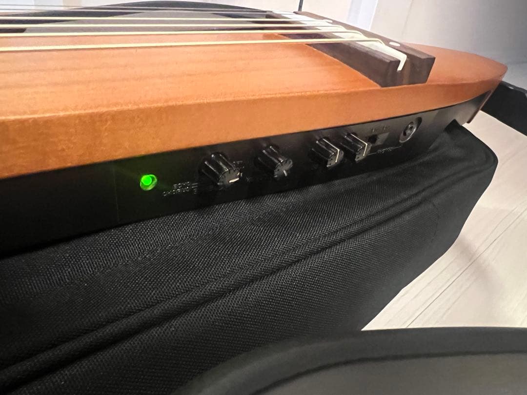 YAMAHA サイレントギター　SLG110S