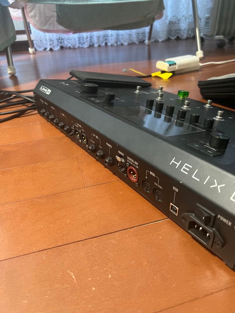 LINE 6 HELIX LT MONOケース付き　ペダル破損品 最終値下げ