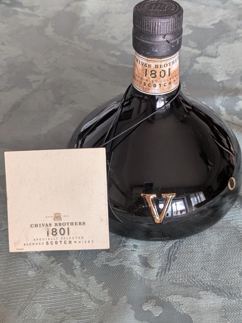 Chivas Brothers Revolve1801 スコッチウイスキー