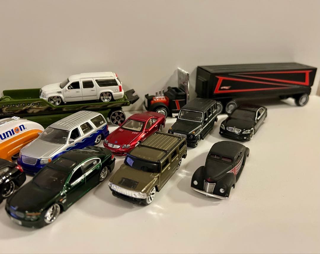 Maisto製 1/18スケール ホットウィール ミニカー フォルクスワーゲン