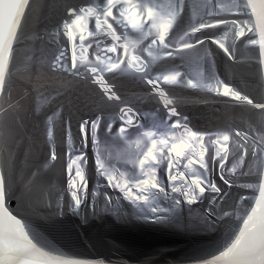 ATEEZ LIGHTINY スリングバッグ【ペンライトケース】未使用品