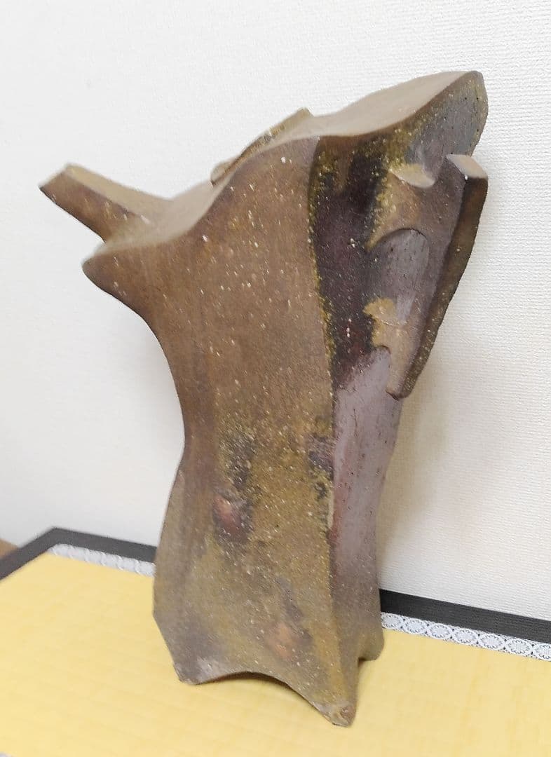 ◇陶芸美術　今野春雄　 56cm高　備前焼　 水差し形 花器 大形花瓶