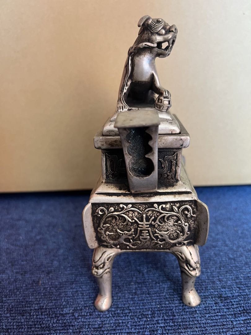 947 銅製蝋型洋銀獅子香炉　大明宣徳年製銘　時代物