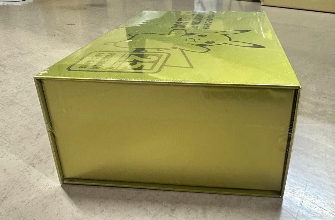 ポケモン 25th Anniversary Golden Box