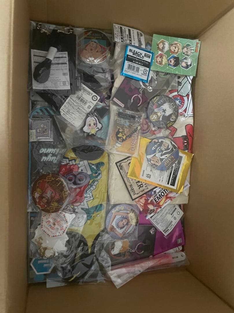 アニメグッズ　大量まとめ売り　120サイズ　500点以上