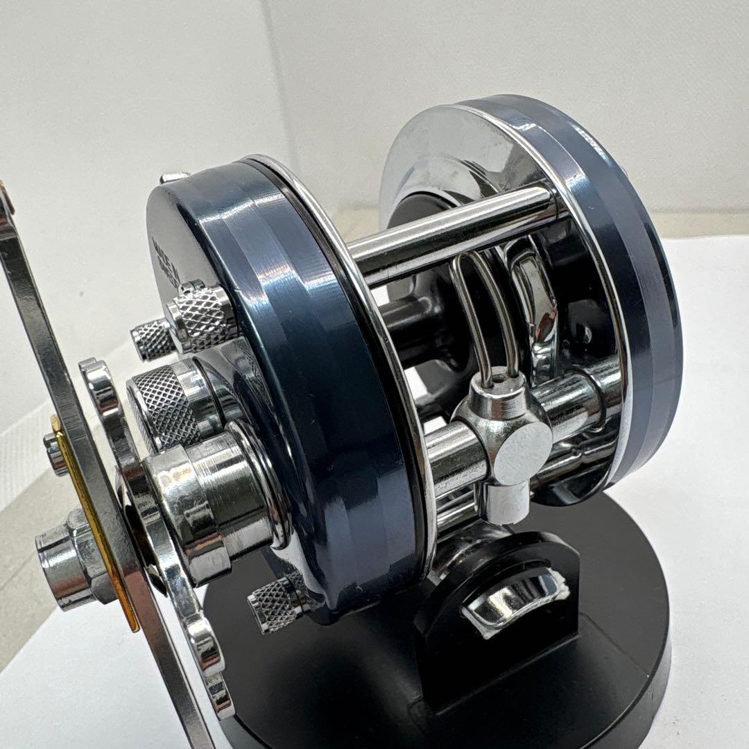 ABU Ambassadeur 4500 C ベイトリール