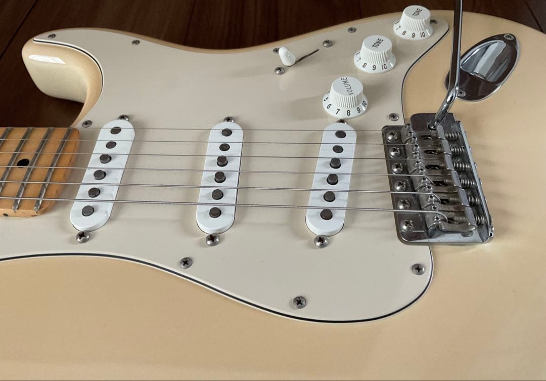 ギター Fender USA American Special Stratocaster