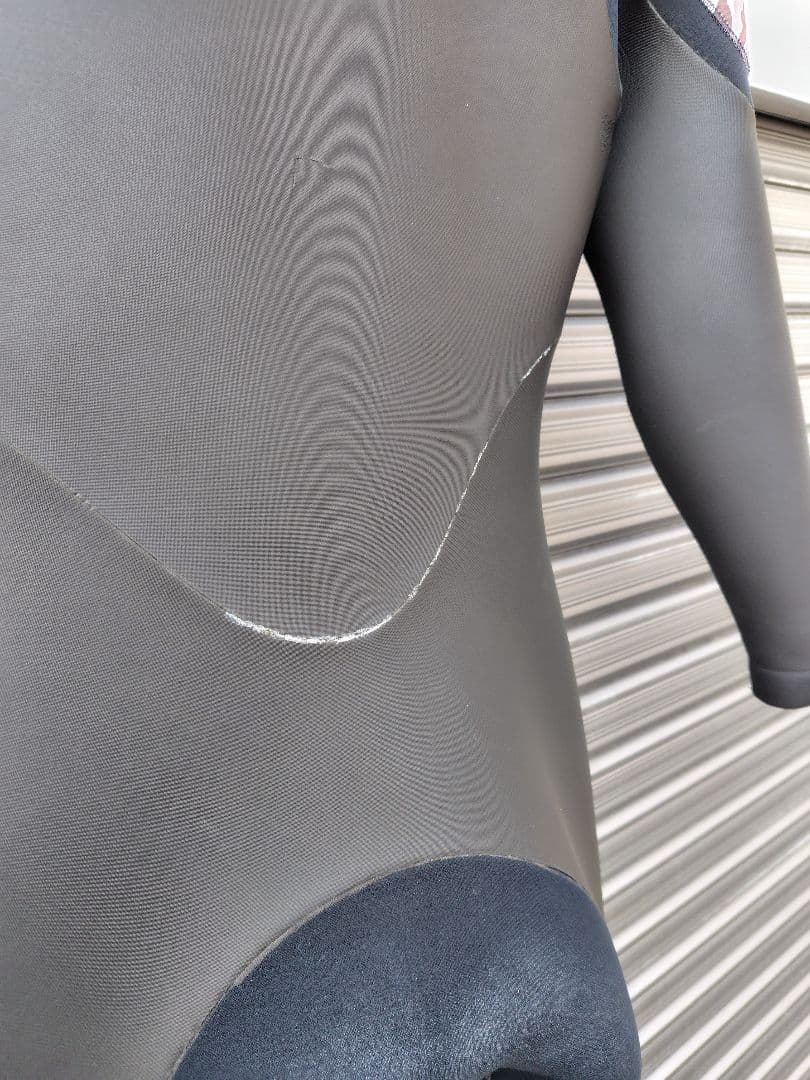 ウエットスーツ　セミドライ　MELLOW