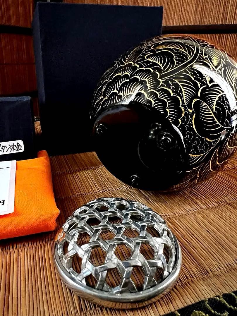 輪島塗り ぼかし 牡丹 沈金工法 三足 沈金牡丹 香呂 共箱