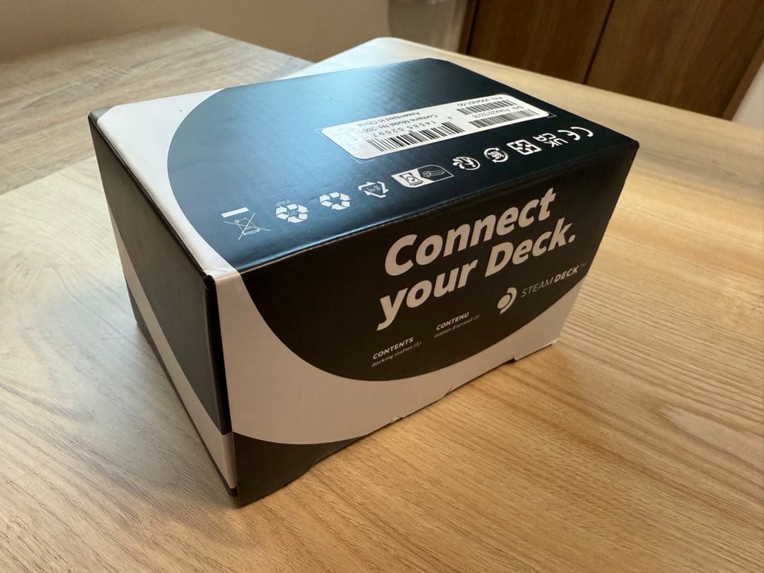 新品同様Steam Deck Dock 純正 Valve スチームデック ドック