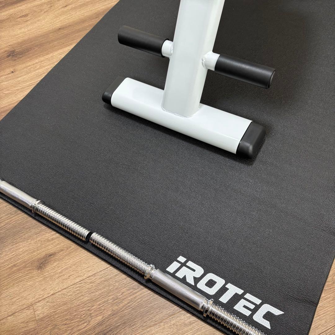 iROTEC（アイロテック） トレーニングベンチ 黒/赤