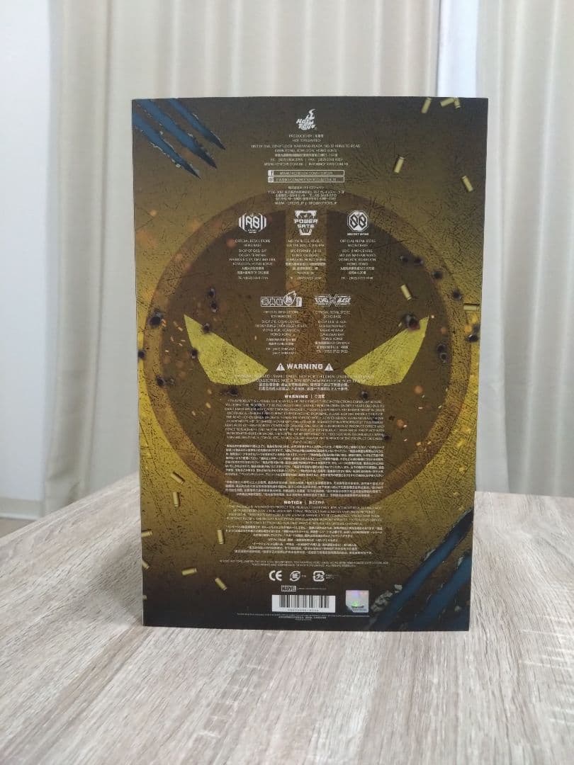 【ムービー・マスターピース】ホットトイズ　ウルヴァリン［ボーナスアクセサリー］