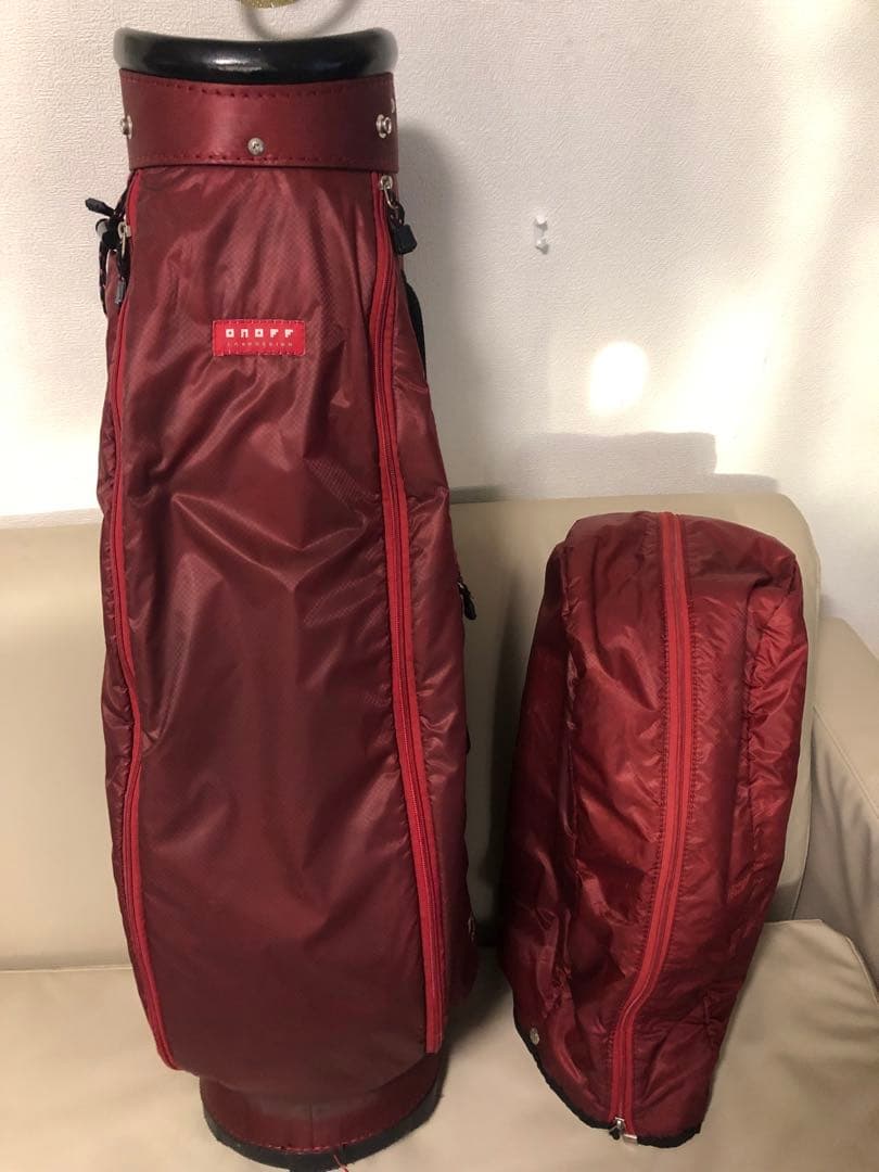 【送料込み】廃盤　激レア限定品　オノフ　ONOFF キャディバッグ　ゴルフバッグ