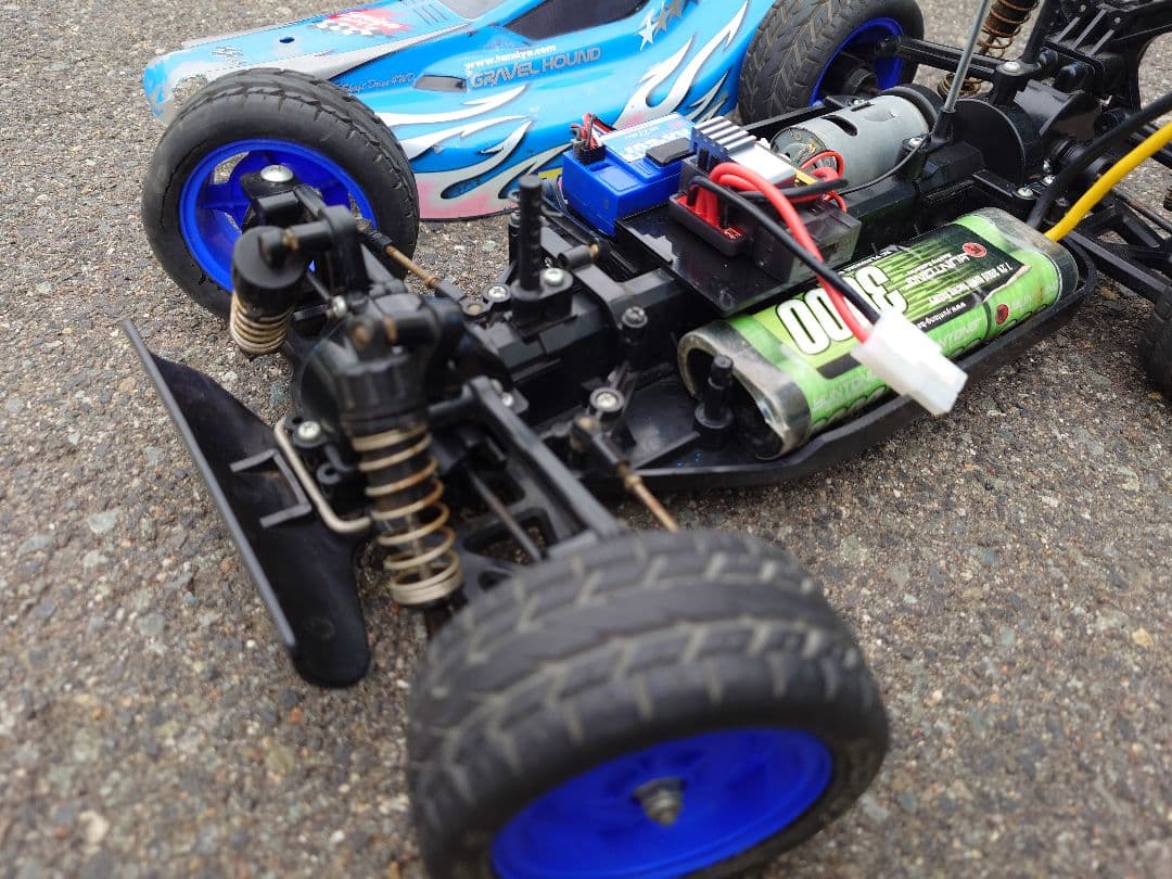 さん吉　1/10 タミヤ 4WD 電動バギー 即走行可