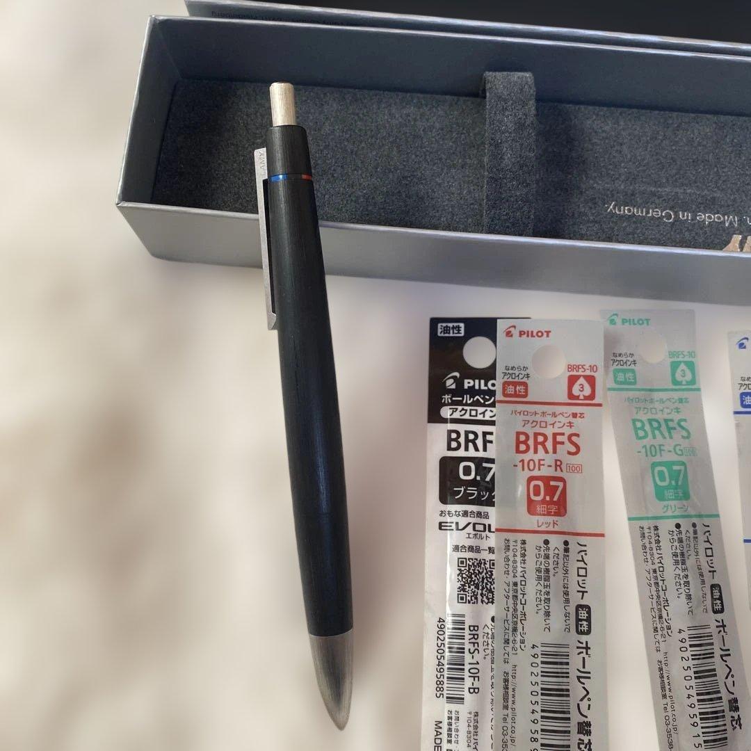 LAMY 2000 4色ボールペン＋替え芯セット