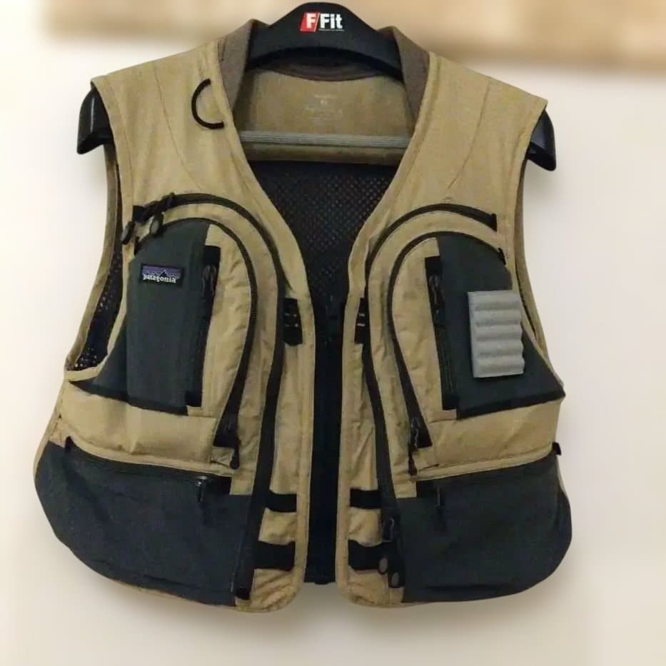 patagonia フィッシングベスト M ベージュ/グレー