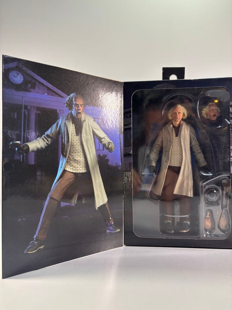 NECA バックトゥザフューチャー ドク・ブラウン 35周年記念