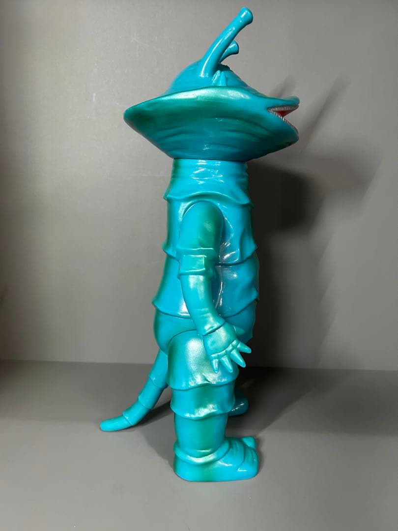 ジャイアントカネゴン　ブルマァク 円谷プロ　バンダイ