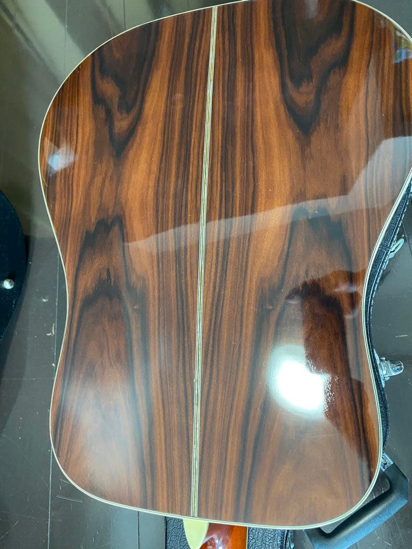 アコースティックギター　k.yairi