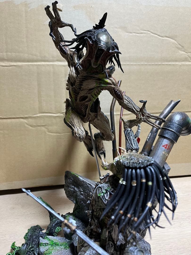 ホットトイズ　ジオラマ・マスターピース　 ＡＶＰ2プレデリアン VS プレデター
