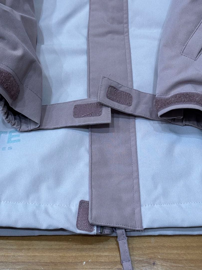 子ども用 スノーボードウェア 130cm セット　グローブ付