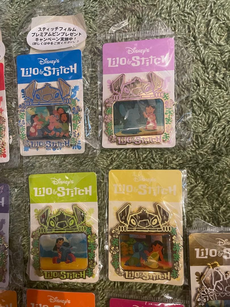 ディズニーストア スティッチ フィルム マンスリー ピンバッジ コンプリート