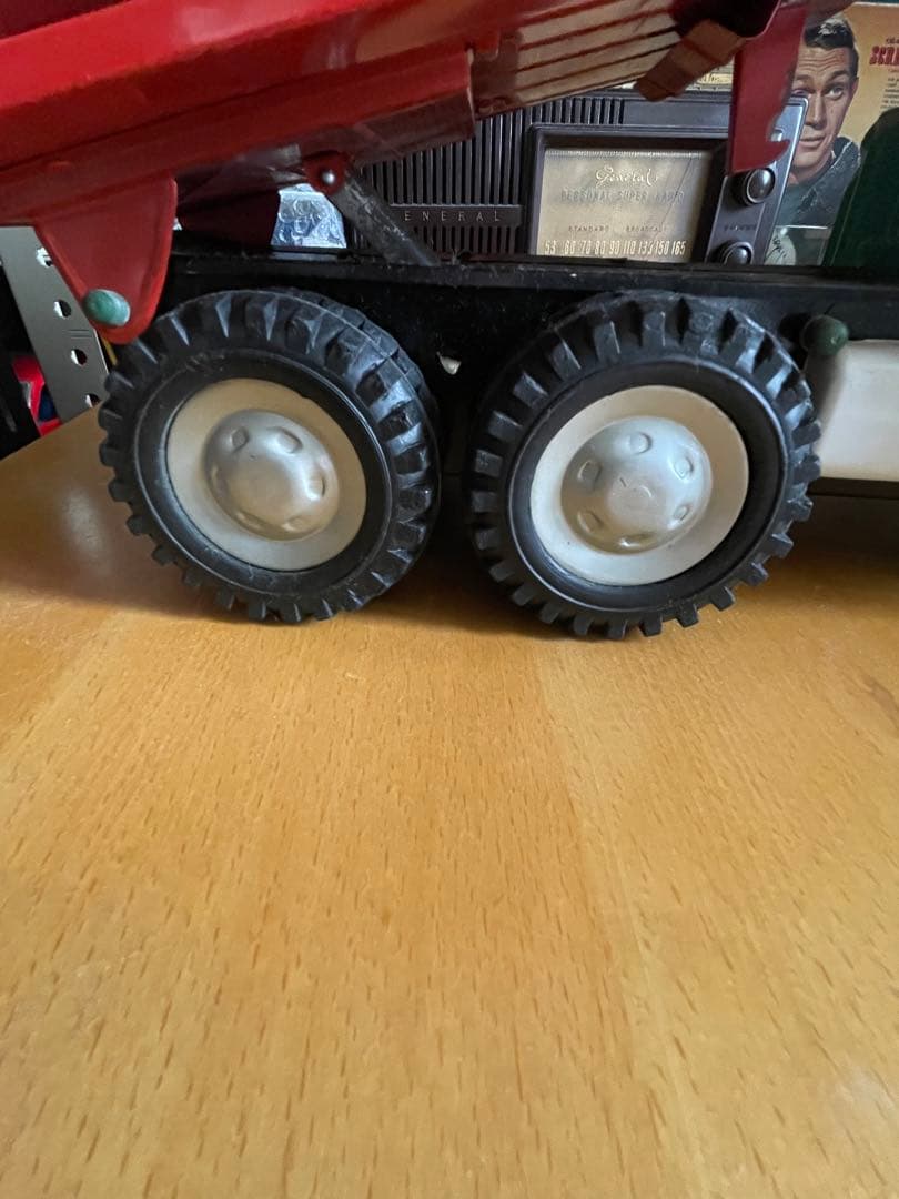 ブリキ　シボレー　ダンプカー　10輪車