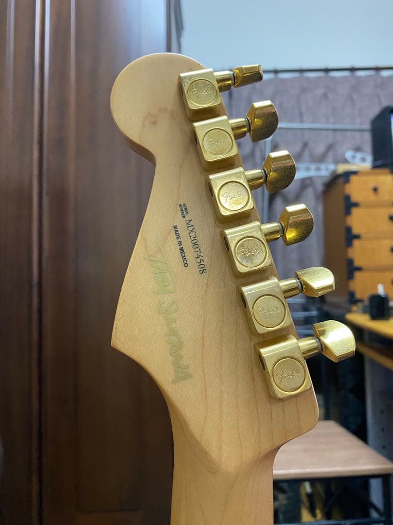 Fender Tash Sultana Stratocaster ギター