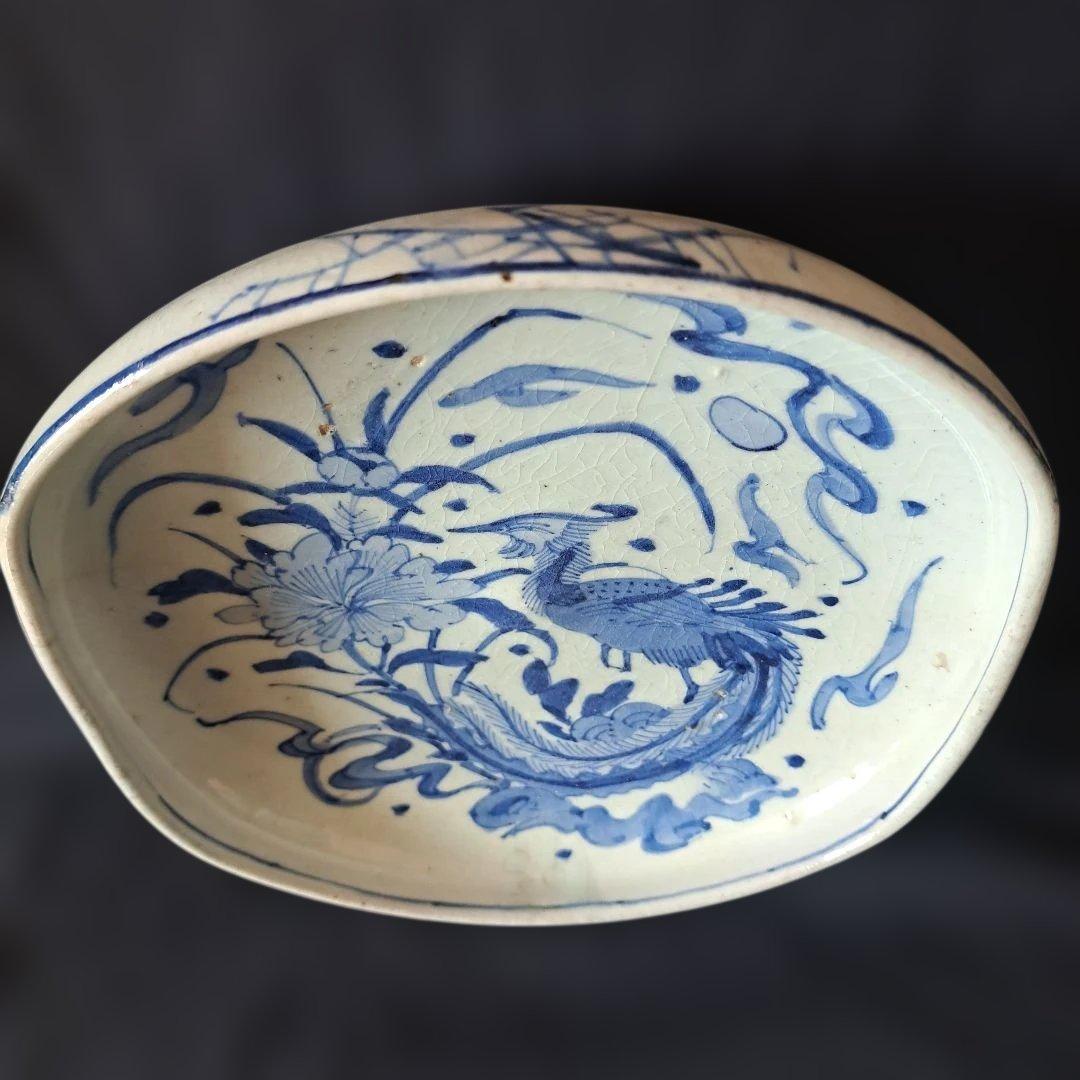 「まるで若冲(じゃくちゅう)のタッチ？！」 古伊万里染付皿(最大幅23cm) 骨