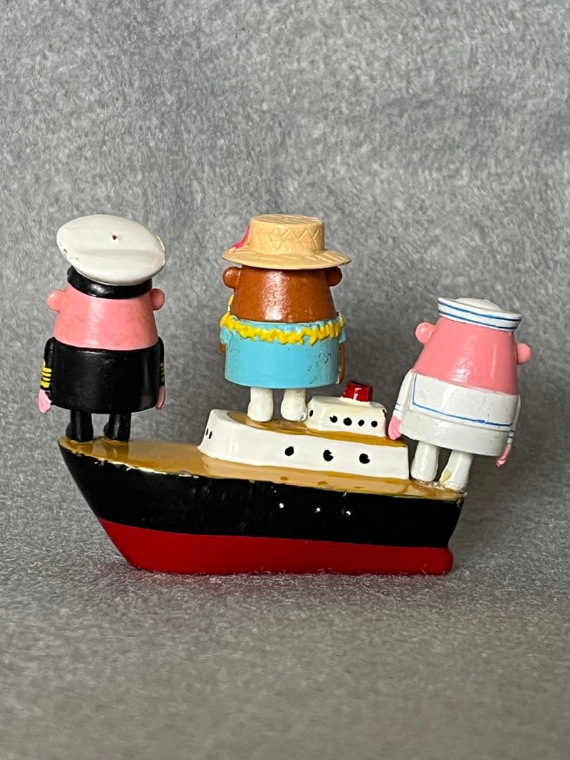 サントリー　アンクルトリス　ノベルティ　フィギュア